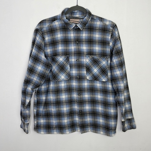 𝅺urban outfitters plaid flannel buttons down shirt - Picture 1 of 8